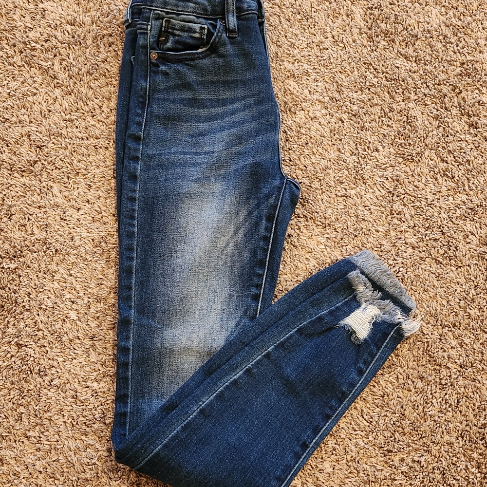 Women's Distressed Blue Jeans